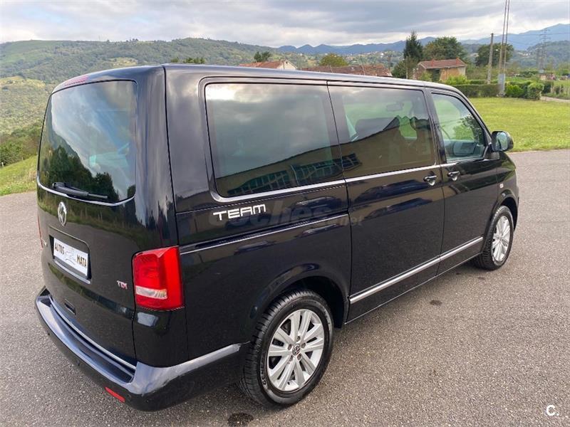 Volkswagen multivan 2011