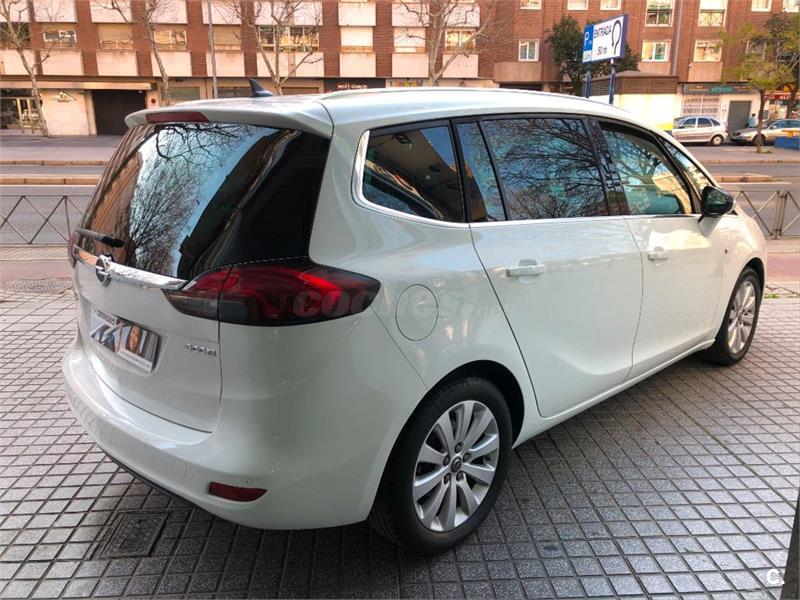 Opel zafira 2015