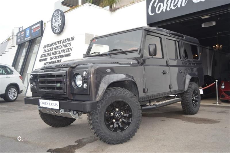 Land rover defender 2010