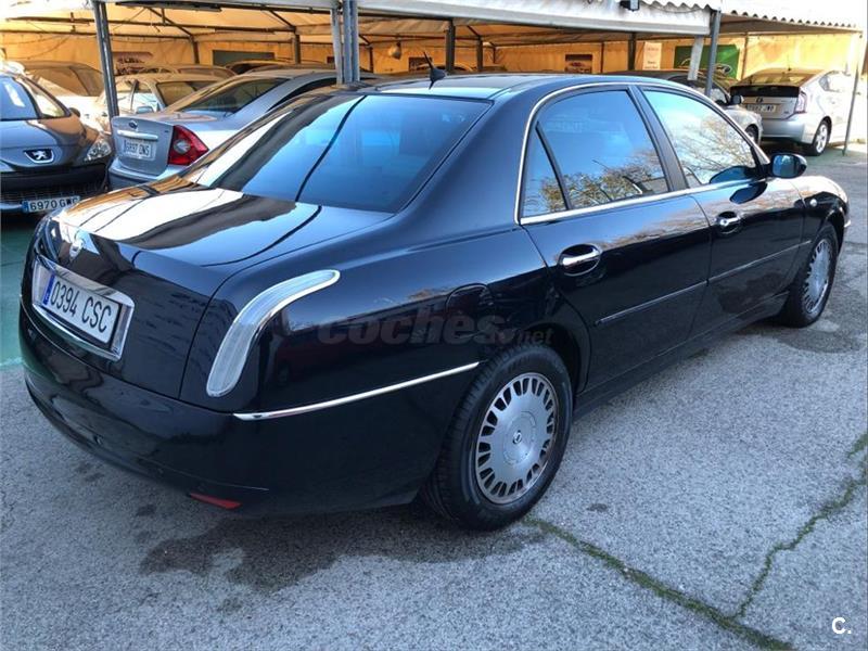 Coches similares al lancia thesis 06 picture