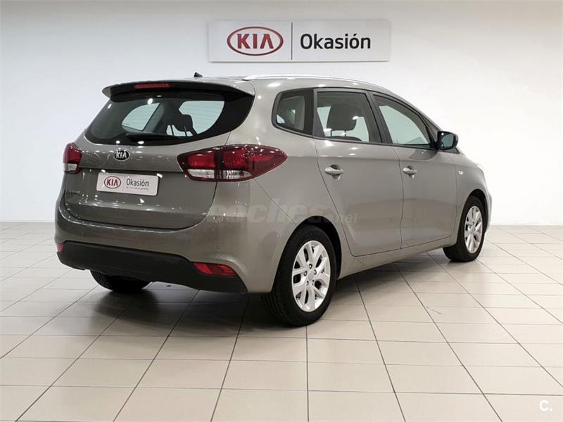 Kia carens 2019