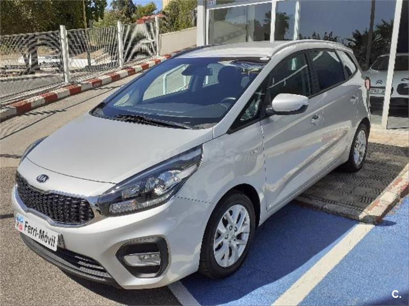 Kia carens 2018