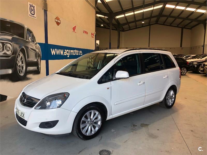 Opel zafira 2015