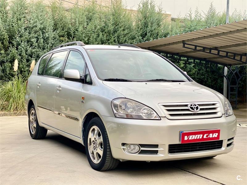 Toyota avensis verso 2002