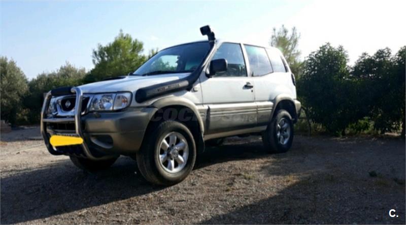Nissan terrano 2000