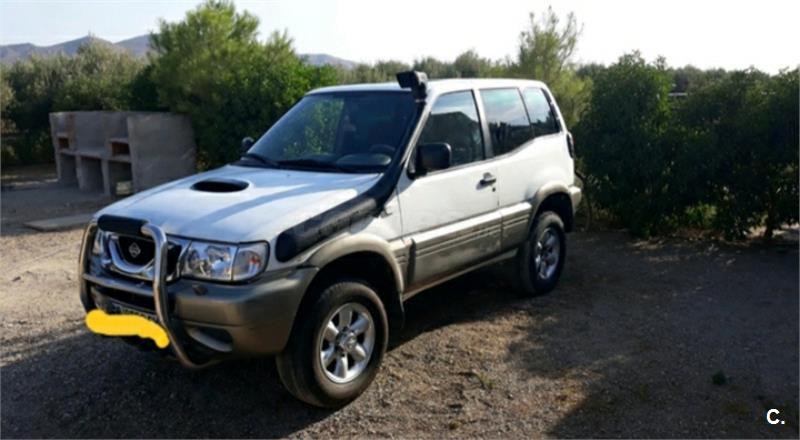 Nissan terrano 2000