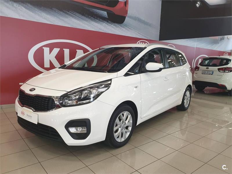 Kia carens 2019