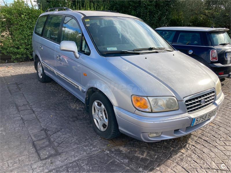 Hyundai trajet 2001