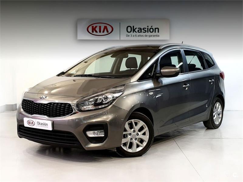 Kia carens 2018