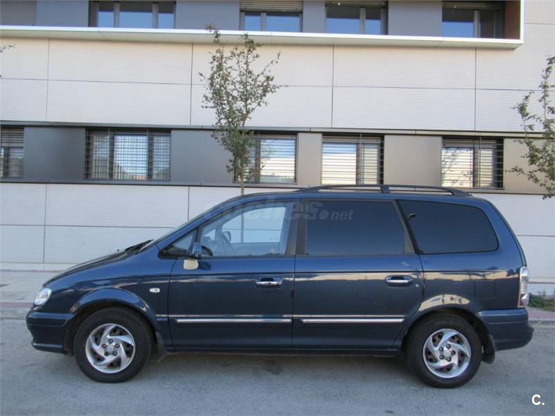 Hyundai trajet 2006