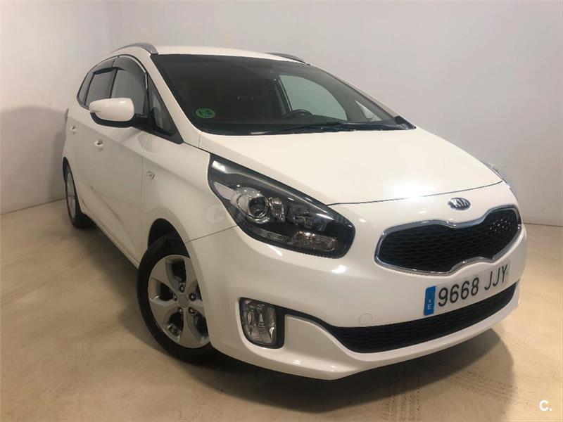 Kia carens 2015