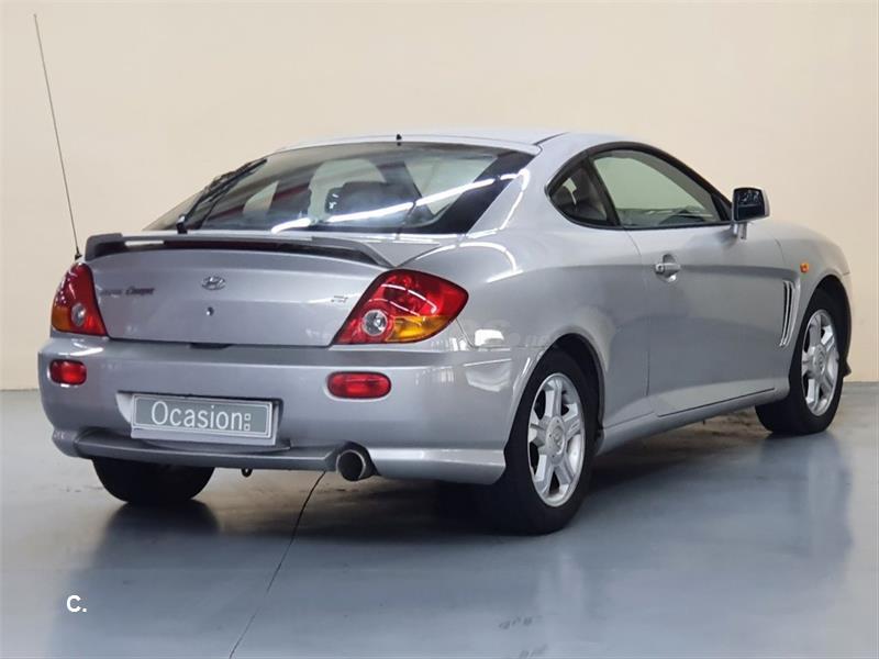 Hyundai coupe 2004