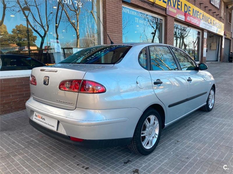 SEAT Cordoba (2005) 2.850 € en Barcelona