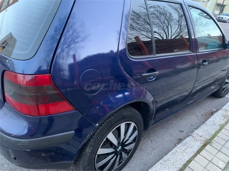 VOLKSWAGEN Golf (2002) - 1.400 € en Valladolid | Coches.net