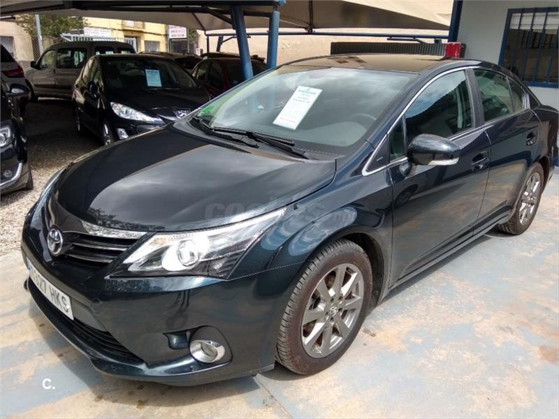 TOYOTA Avensis (2012) 8990 € en Barcelona TOYOTA Avensis (2012) 8990 € en Barcelona