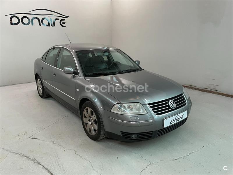 VOLKSWAGEN Passat HIGHLINE de segunda mano y ocasión 