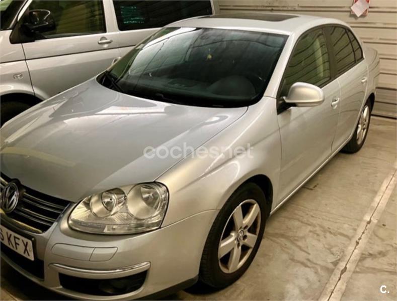 VOLKSWAGEN Jetta año 2008 de segunda mano y ocasión 