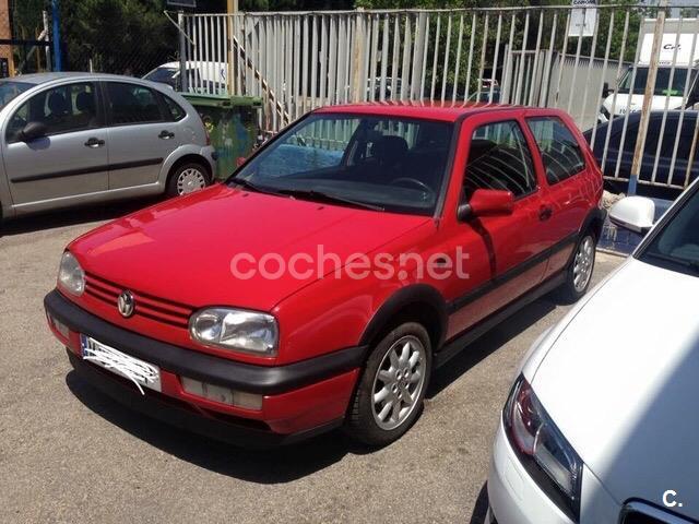 VOLKSWAGEN Golf (1995) - 2700 € en Madrid 