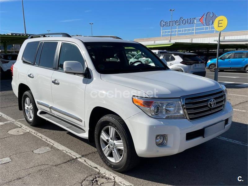 TOYOTA Land Cruiser 200 de segunda mano y ocasión de particulares |  