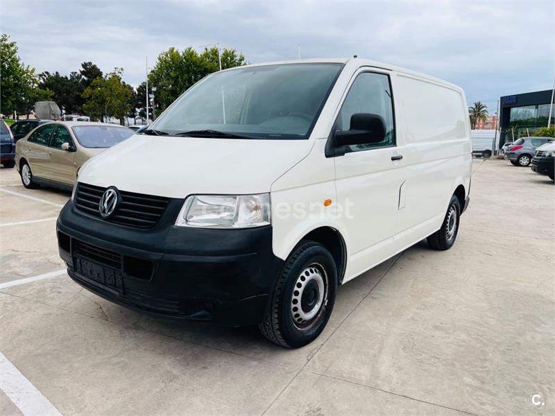 VOLKSWAGEN Transporter Chasis D.Cab Largo 1.9 TDI 102cv 2.8T 4p.