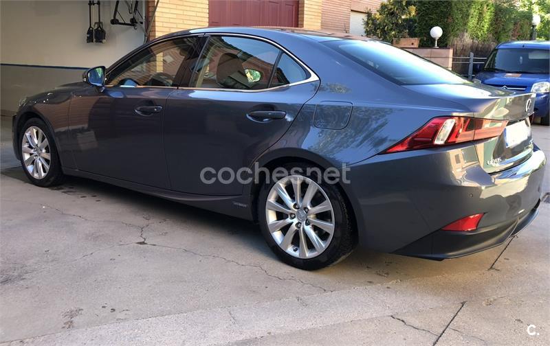 LEXUS IS 300h Hybrid Drive Navi Tecno 4p.