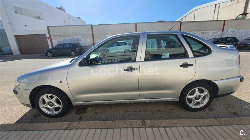 3 SEAT Cordoba Berlina de segunda mano y ocasión en Jaén 