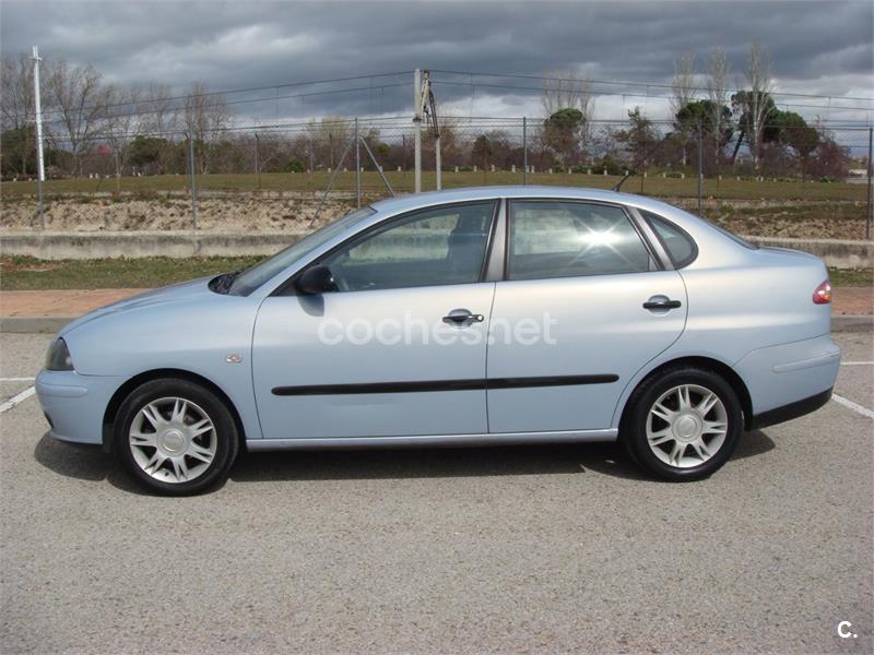 SEAT Cordoba (2005) 1990 € en Madrid