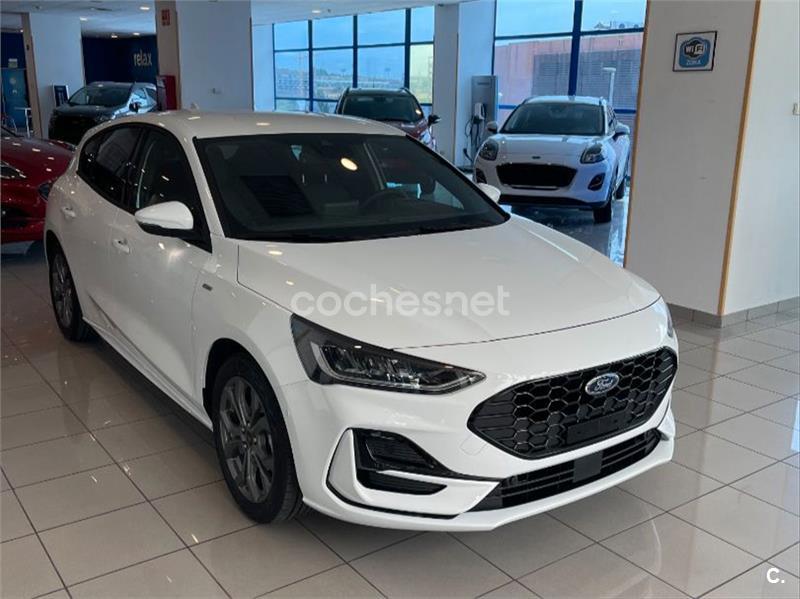 FORD Focus 1.0 Ecoboost MHEV STLine