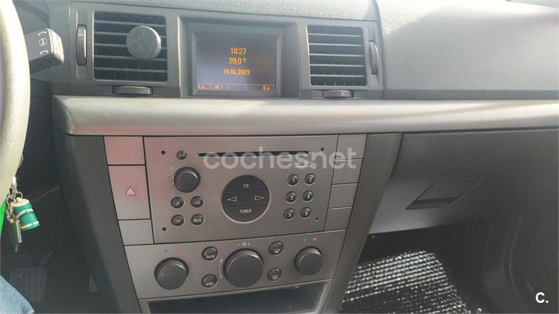 OPEL Vectra (2003) - 2200 € en Toledo 