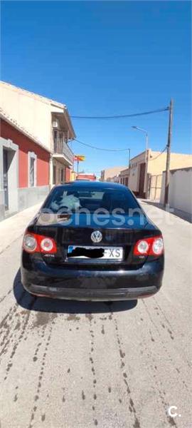 VOLKSWAGEN Jetta año 2008 de segunda mano y ocasión 