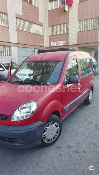 RENAULT Kangoo (2004) - 2200 € en Vizcaya 