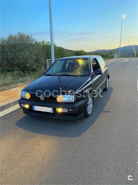 VOLKSWAGEN Golf GTI 16V de segunda mano y ocasión 