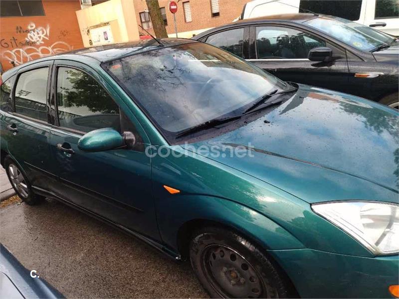 FORD Focus (2000) - 1000 € en Madrid 