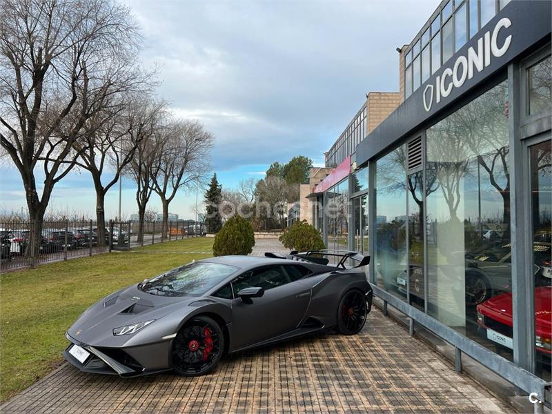 LAMBORGHINI HURACÁN STO RWD