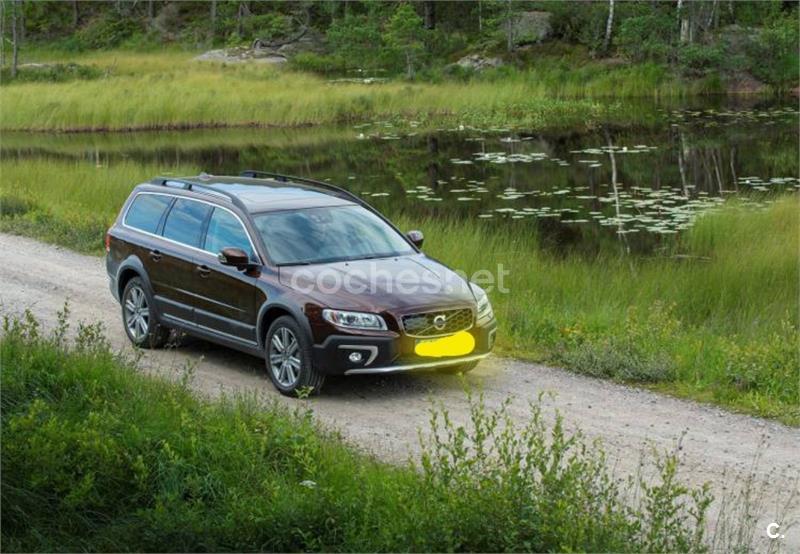 VOLVO XC70 2.4 D4 AWD Summum Auto