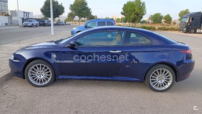 ALFA ROMEO GT 1.9 JTD Distinctive