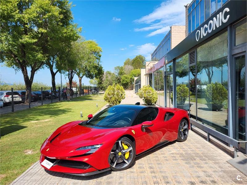 FERRARI SF90 STRADALE