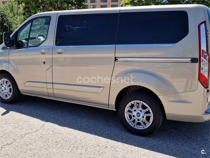 FORD Tourneo Custom 2.2 TDCI 125cv 300 L1 Titanium 5p.