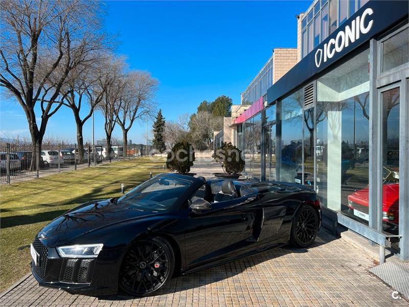 AUDI R8 Spyder 5.2 FSI plus quattro S tron