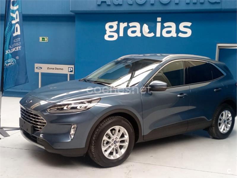 FORD Kuga Titanium 2.5 Duratec FHEV 140kW Auto 5p.