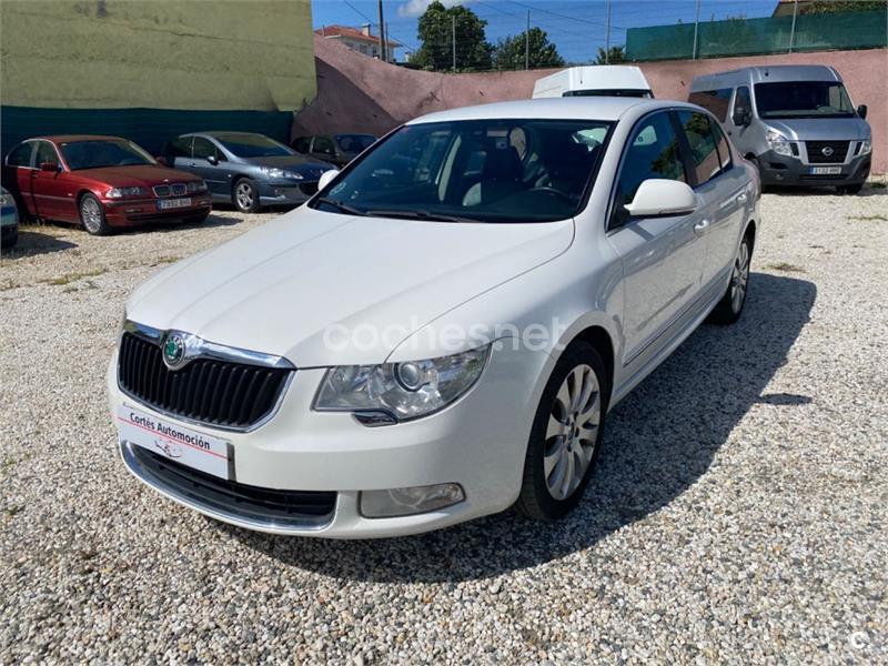 SKODA Superb 2.0 TDI PD DPF Exclusive