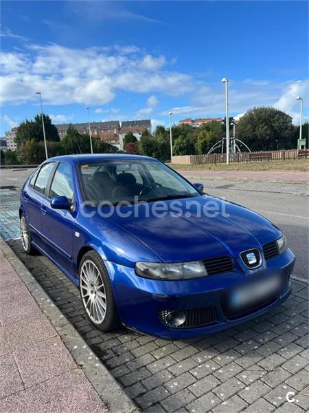 SEAT Leon (2000) - 3500 € en A Coruña