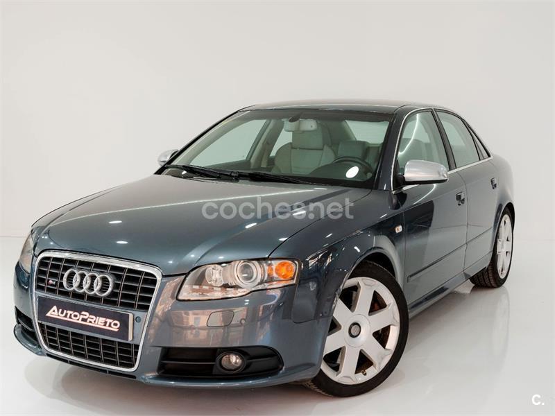 AUDI S4 4.2 quattro tiptronic