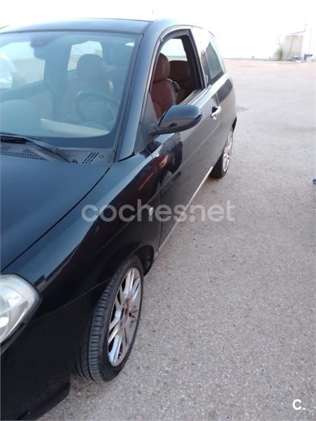 LANCIA Ypsilon 1.3 JTD 90 Oro 3p.