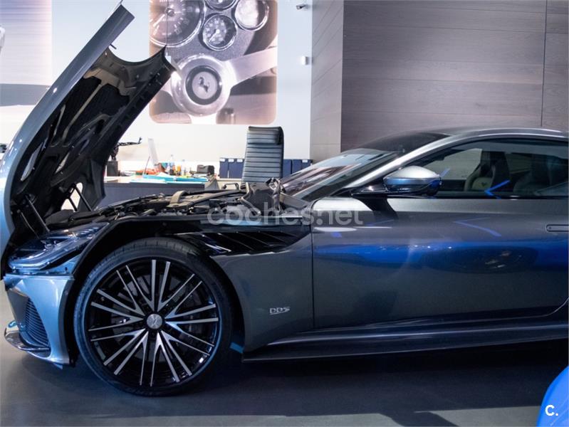 Aston Martin DBX 4.0 V8 4WD Auto nuevo por 260.000 euros