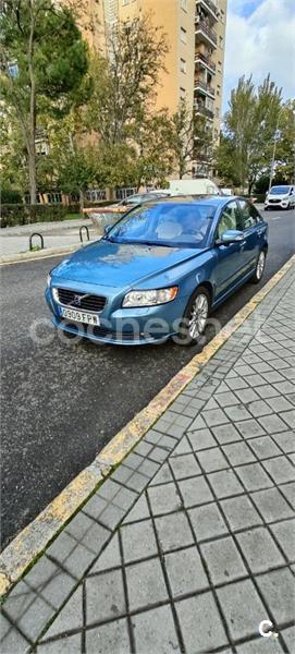 VOLVO S40 2.0 Summum