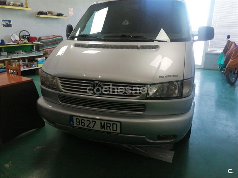 VOLKSWAGEN Multivan 2.5 TDI