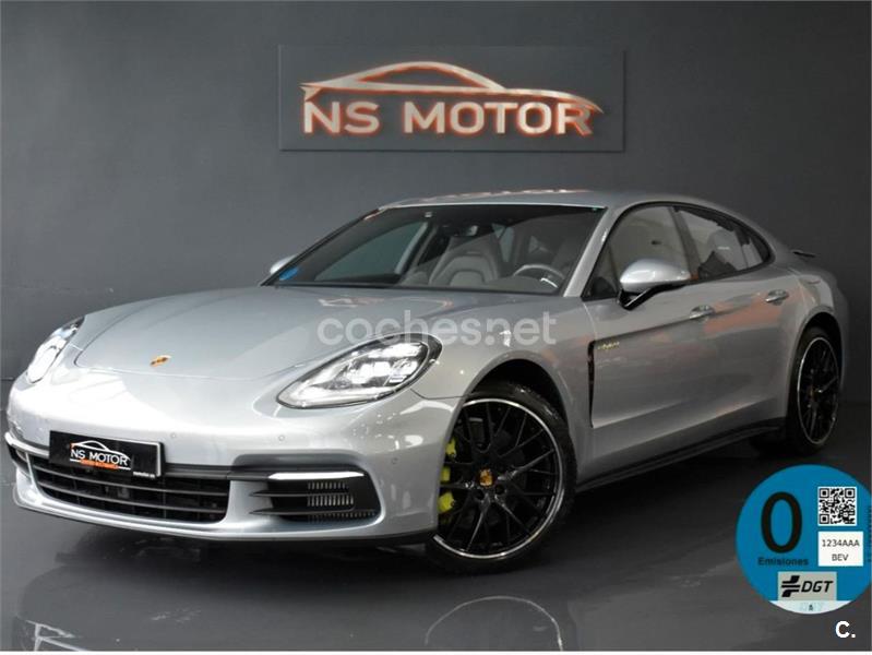 PORSCHE Panamera 4 EHybrid