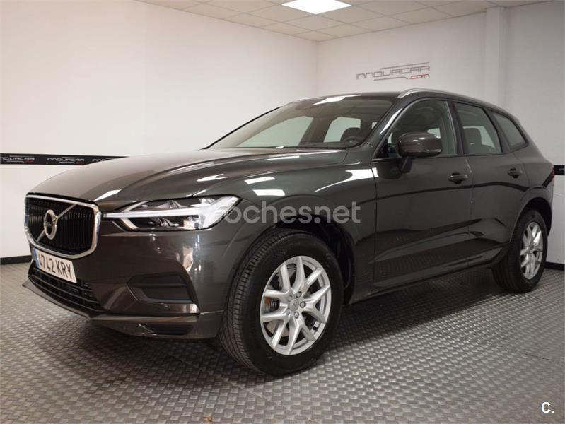 VOLVO XC60 2.0 T4 Momentum Auto