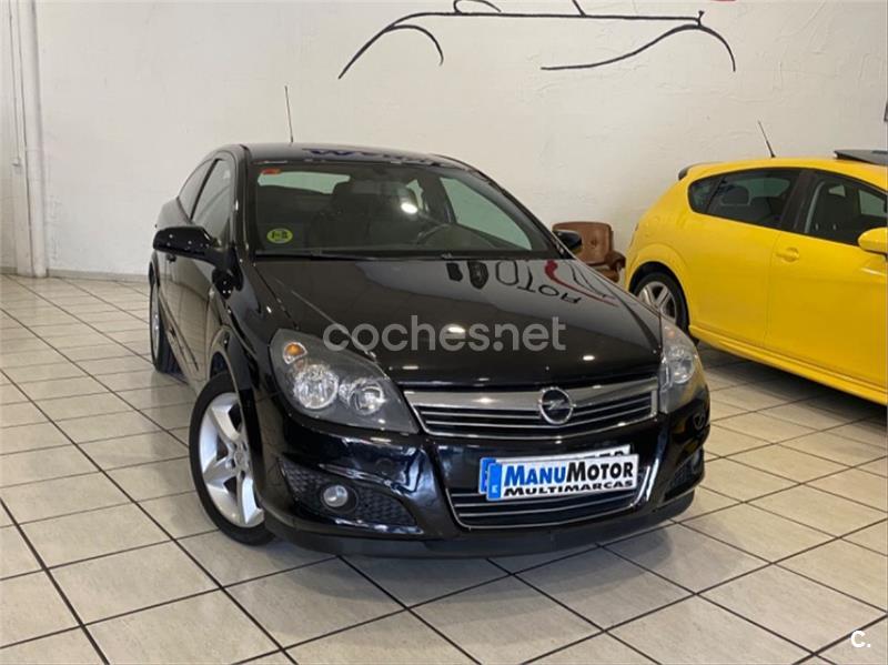 opel astra h berlina del año 2006